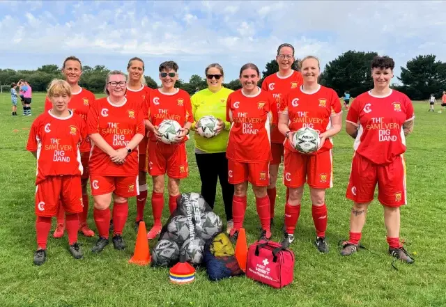 🐦‍🔥SUPPORTING LOCAL⚽️

We’re delighted to have supported @wadebridgeladiesfc Phoenix Over 35’s team with a set of new balls and equipment for their upcoming season!

👏🏻The team launched earlier this summer, offering football for women Over 35 in a new, exciting format of the game aimed at getting even more people involved. 

The team attended their first ever tournament last Saturday, after only a handful of sessions together, but had a fantastic time with lots of laughs (and some good football too!) 

Good luck for the rest of your season 💚