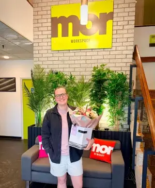 A lovely surprise for Grace today! 🌸
Grace was delighted to receive this beautiful bouquet today — a thoughtful gesture of thanks from one of our tenants for all her help and support this week.
A wonderful act of kindness and another great example of the community spirit here at Mor ⭐️